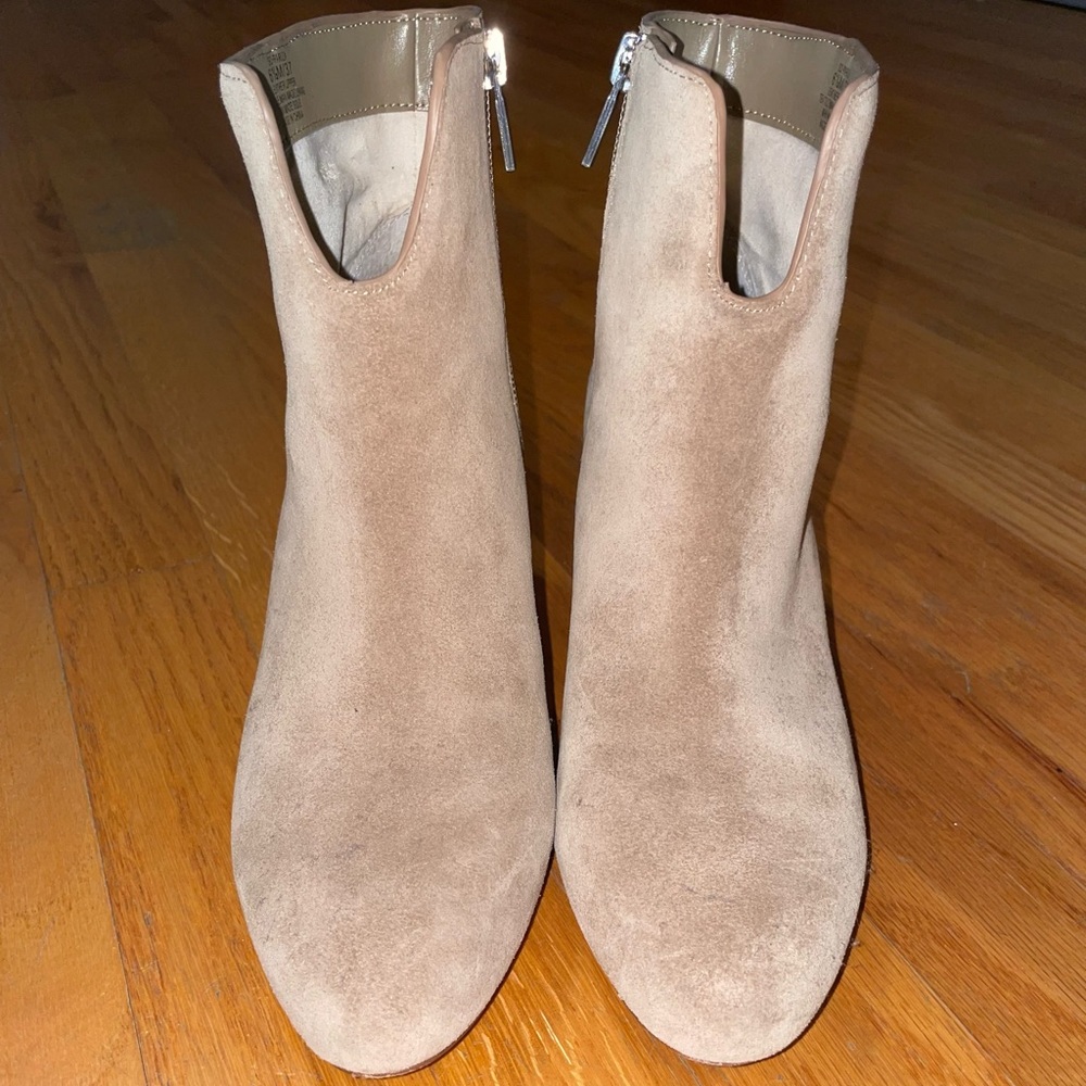 Ankle boots